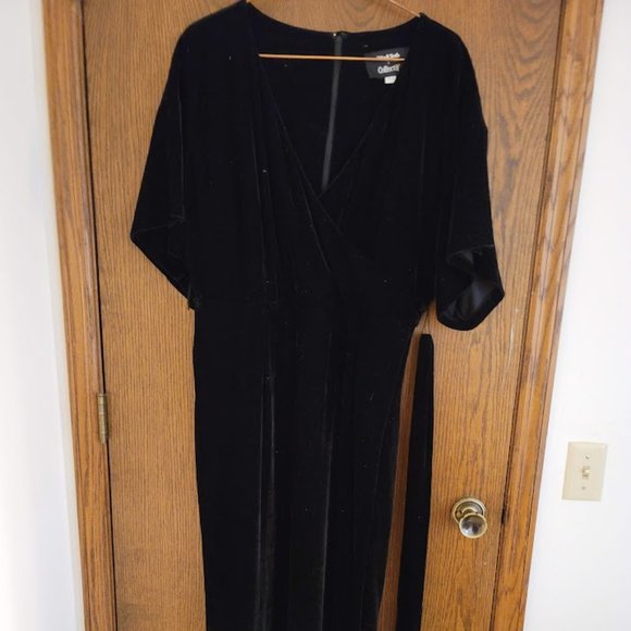 Black Velvet Modcloth x Collectif Wrap Dress with Slit-Size 16 - Picture 2 of 5